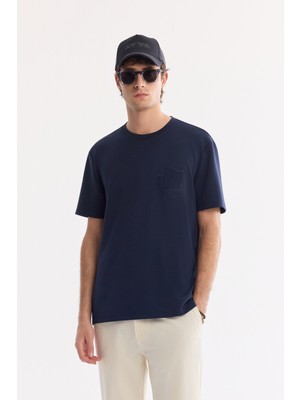 AVVA Erkek Lacivert Bisiklet Yaka Enjeksiyon Baskılı İnterlok Regular Fit T-Shirt A61Y1136