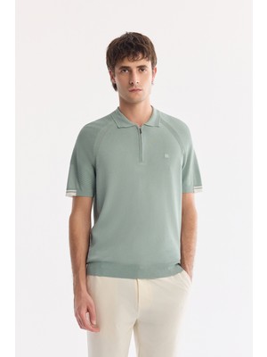 AVVA Erkek Nil Yeşili Polo Yaka Fermuarlı Rayon Karışımlı Regular Fit Triko T-Shirt A61Y5009