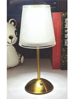 Normadia Modern Masa Lambası, 3 Renk Seçeneği, Şık ve Fonksiyonel Tasarım