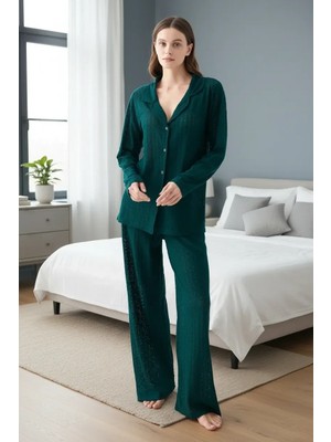 Çamaşır Kenti Kadın Zümrüt Yeşili Önden Düğmeli Rahat Kesim Pijama Takımı
