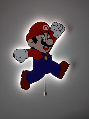 Normadia Ahşap Süper Mario Desenli Çocuk Odası Gece Lambası 32X32