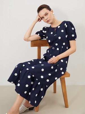 Lc Waikiki Yeni Sezon Bağlamalı Yaka Puantiyeli Belden Oturtmalı Elbise