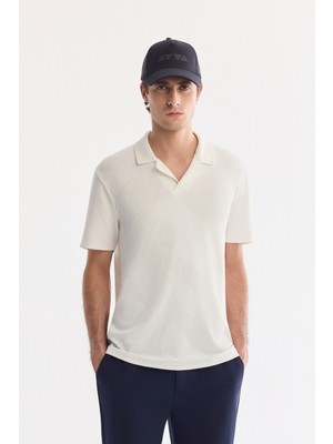 AVVA Erkek Ekru Apaj Yaka Kolay Ütülenen Elastan Regular Fit T-Shirt A61Y1156