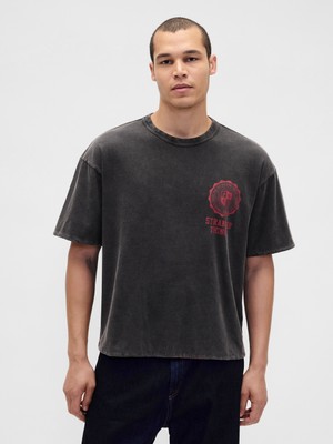 Gap Erkek Koyu Gri Stranger Things Reversible Grafik Baskılı T-Shirt