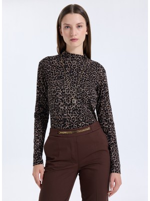 Selen Balıkçı Yaka Leopar Desenli Kahve Kadın Bluz 25KSL8271