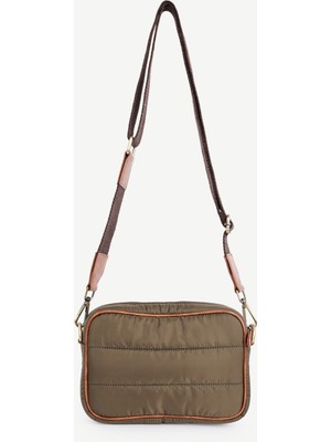 Yargıcı Kapitone Kumaş Çapraz Çanta