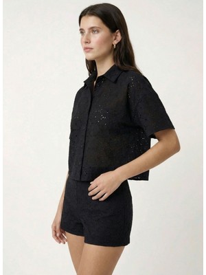 Fabrika Crop Gömlek Yaka Güpür Siyah Kadın Gömlek F6SL-GML0336