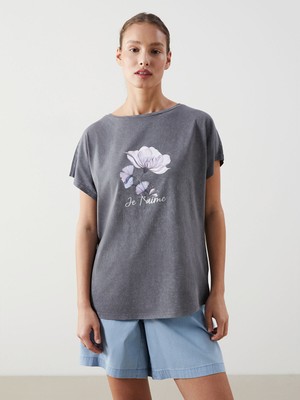 Lc Waikiki Yeni Sezon Bisiklet Yaka Çiçekli Kadın Tişört