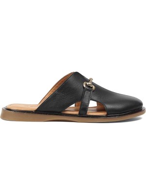 Celal Gültekin Kadın Siyah Tokalı Deri Terlik