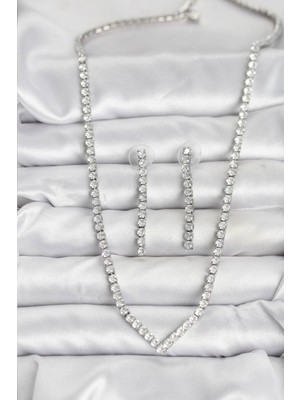 Gümüş Renk Zirkon Taşlı Kadın Kolye Küpe Seti