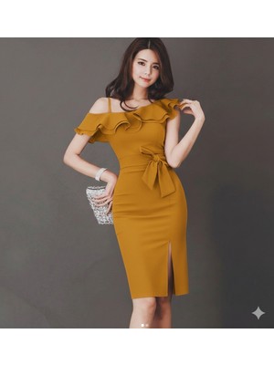 Nake Butik Kadın Fırfır Detaylı Vücuda Oturan Midi Boy Elbise