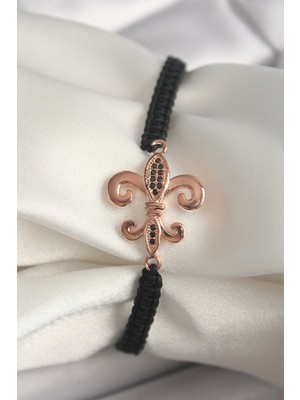 Hkursat Pirinç Rose Renk Zirkon Taş Işlemeli Zambak Figür Asansörlü Makrome Model Kadın Bileklik