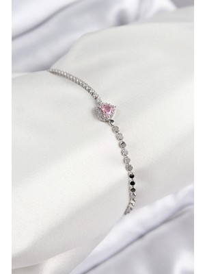 Hkursat Pirinç Zirkon Taşlı Kalp Model Ezme Zincir Gümüş Renk Kadın Bileklik