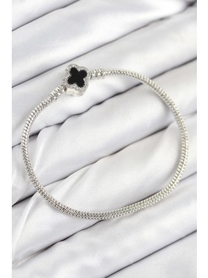 Hkursat Pirinç Charm Zirkon Taşlı Yonca Model Gümüş Renk Kadın Bileklik