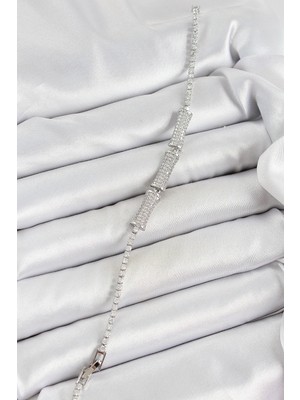 Hkursat Pirinç Gümüş Renk Zirkon Taşlı Kemik Model Kadın Bileklik