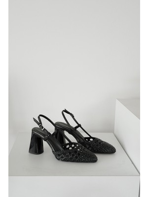 Meral Özgenç Örgülü Topuklu Ayakkabı