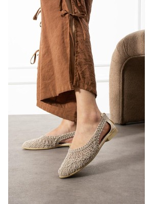 Solario Kadın Dantel Detaylı Arkası Açık Rahat Örgü Nakışlı Hasır Babet