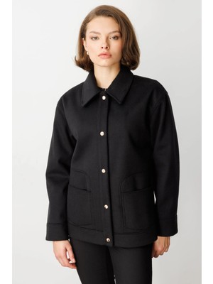 Ekol Torba Cepli Siyah Kısa Kadın Kaşe Mont 06087