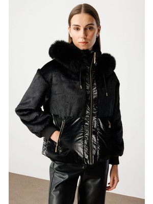 Ekol Kürk Detaylı Parlak Siyah Kadın Şişme Mont 06609
