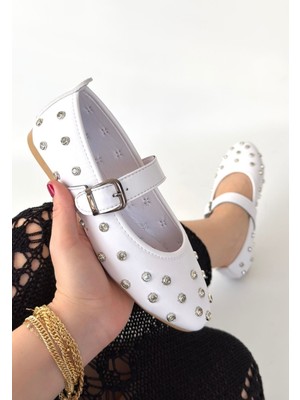Kendim Fashion Ritta Beyaz Cilt Kemerli Babet Ayakkabı