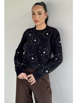 Gülseli Kadın Çiçek Baskılı Taşlı Sakallı Triko Kazak (S-M-L Beden Uyumludur.) P-00018050