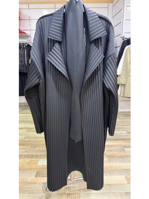 MY312 Kadın Siyah Pliseli Kap 7850