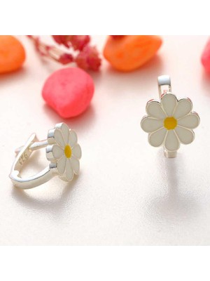 Inure Jewelry Gümüş Papatya Çocuk Küpesi