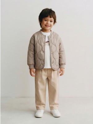 Magu Erkek Çocuk Pamuklu Bej Kapitone Ceketli T-Shirt ve Pantolon Takım