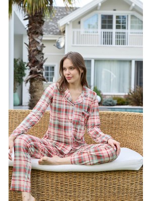 Bursa Pijama Kadın Uzun Kol Önden Düğmeli Ekose Desen Pijama Takımı