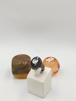 Altuntaş Aksesuar Siyah Kehribar Taşlı Hilal Bozkurt 925 Ayar 24 mm  12,40 G. Erkek Yüzüğü