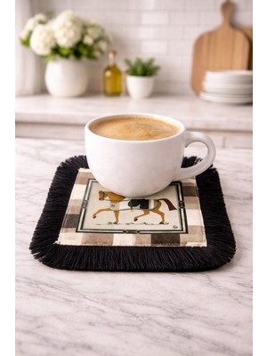 Karam Home At Figürlü Siyah Püsküllü Kahve Sunum Peçetesi | Vintage Desen Kokteyl Sunumluk