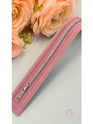 Normadia Şık Oval Kesim Gümüş Renk Su Yolu Bileklik Takı