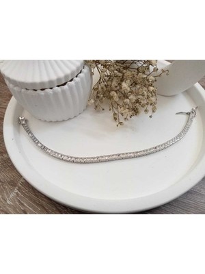 Normadia Şık ve Dayanıklı Taşlı Çelik Su Yolu Bileklik, Stilinizi Tamamlar