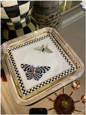 Evi Kelebek Desenli Nakışlı Kokteyl Sunum Peçetesi