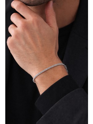 Normadia Şık Erkek Çelik Bileklik, Modern ve Dayanıklı Tasarım