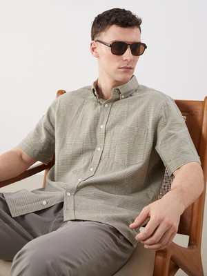 Lc Waikiki Yeni Sezon Regular Fit Kısa Kollu Armürlü Erkek Gömlek