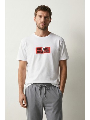 Elemge %100 Pamuk Tok Penye Süprem Erkek 2'li Pijama Takımı Rahat Kalıp Gri Beyaz Kısa Kol Cepli Ipli Baskı Do Not Disturb