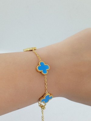 Normadia Şık Gold Yonca Çelik Bileklik, Zarif ve Dayanıklı Takı Tasarımı