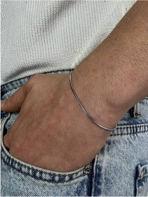 Normadia Şık ve Dayanıklı Paslanmaz Çelik Unisex Bileklik, Uzun Ömürlü Tasarım