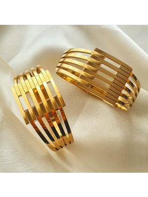 Normadia Şık Çelik Kaburga Bileklik, Zarif Takı Tasarımı