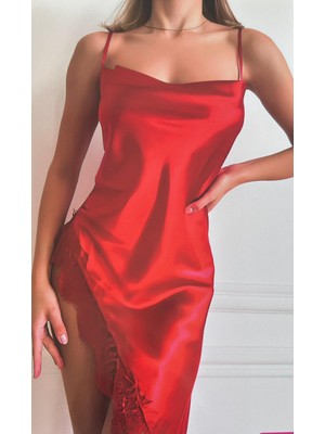 HK Underwear Saten Dokulu Dantel Detaylı Askılı Gecelik – Kırmızı