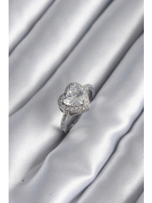 Pazarcan Pirinç Gümüş Renk Zirkon Taş Kalp Charm Model Kadın Yüzük