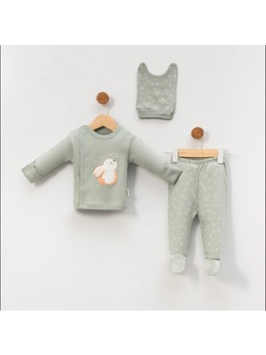 The Secret Desire Tavşan Nakışlı Yenidoğan 3’lü Hastane Çıkışı Seti (Çapraz Çıtçıtlı Üst + Patikli Alt + Şapka)