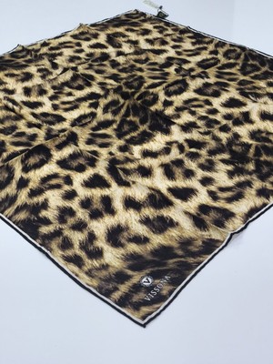 Vissona Tivil Ipek Eşarp Leopar Desen Siyah Gold 1005-1