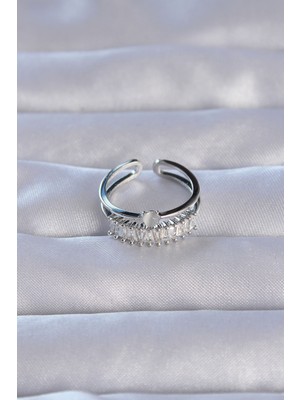 Pusat Pirinç Gümüş Renk Zirkon Taşlı Baget Su Yolu Model Ayarlanabilir Yüzük - Lisinya