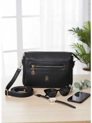 Kadın Siyah Çapraz Kol ve Omuz Çantası