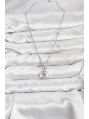 ForWhat Zarif Boyunlar Için Silver Çelik Zincirli Zirkonlu Deniz Kabuğu Yıldızı Kadın Kolye