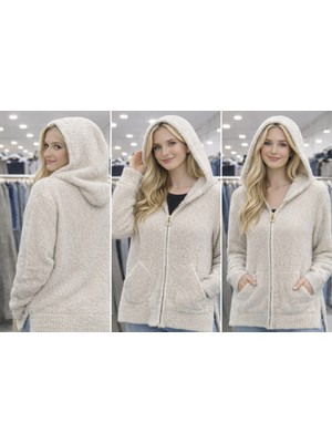 Kadın Krem Rengi Uzun Kapşonlu Ceket