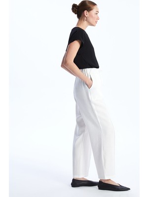 Lc Waikiki Yeni Sezon Beli Lastikli Düz Geniş Paça Kadın Pantolon