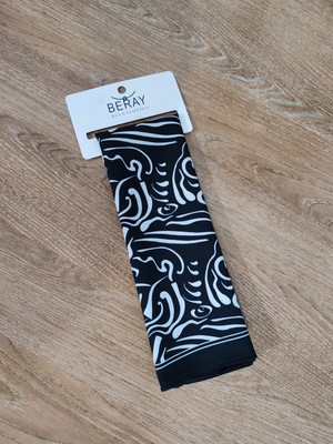 Cadde Dükkanı Beray 55*55 cm Desenli Fular Siyah Desenli